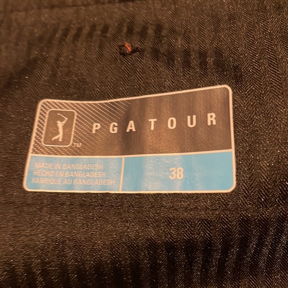 38 PGA tour golf shorts - Picture 3 of 3